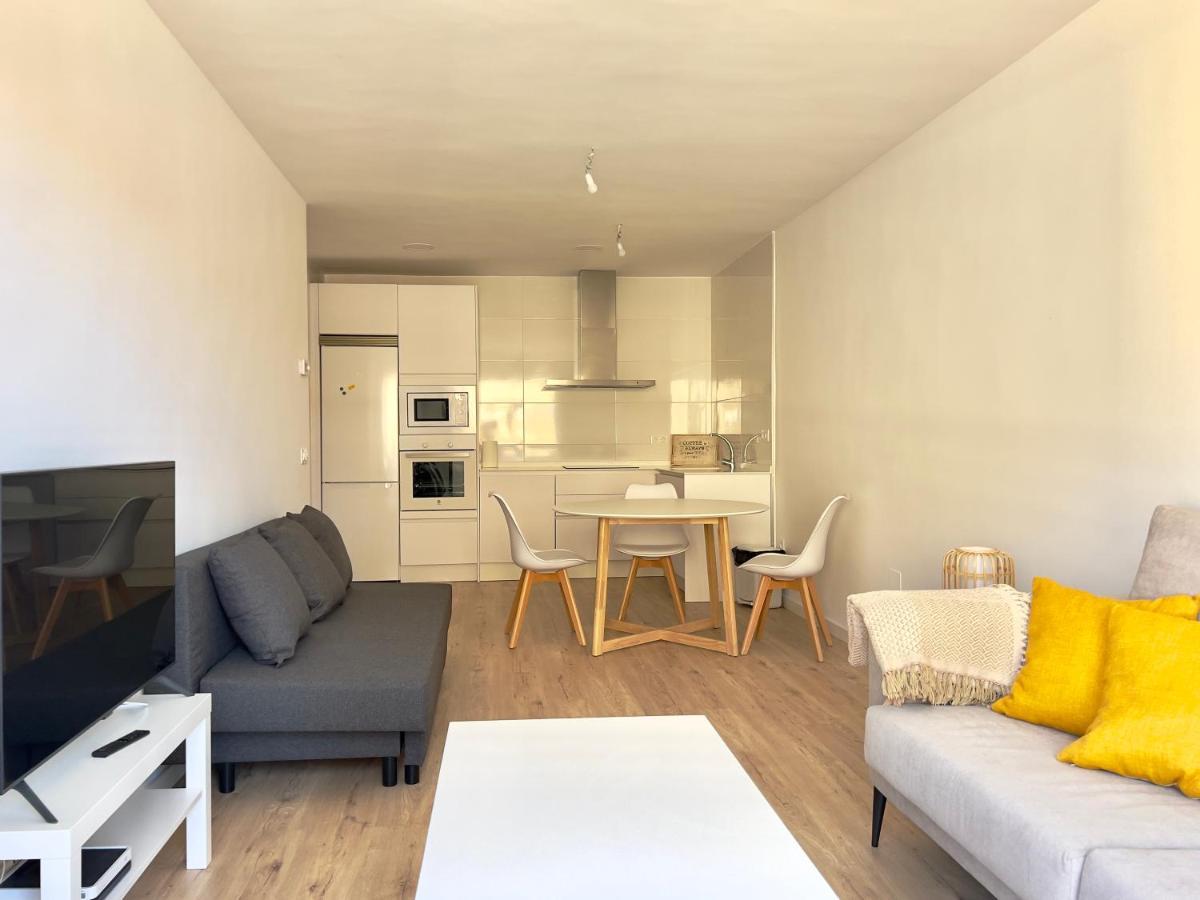 Housing Leon Ana Mogas Con Garaje Διαμέρισμα Εξωτερικό φωτογραφία